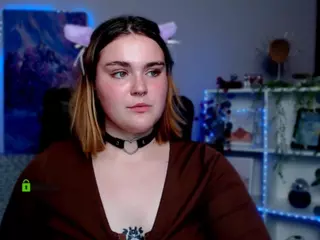 melani-first's Live Sex Cam Show
