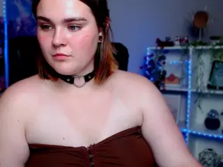 melani-first's Live Sex Cam Show
