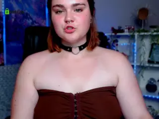 melani-first's Live Sex Cam Show