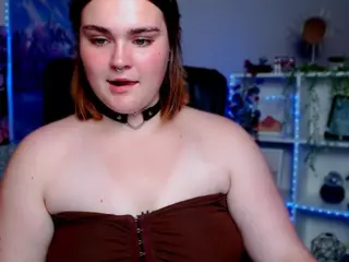 melani-first's Live Sex Cam Show