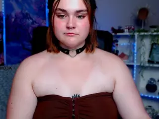 melani-first's Live Sex Cam Show
