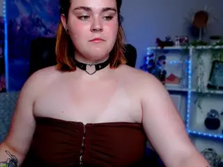 melani-first's Live Sex Cam Show