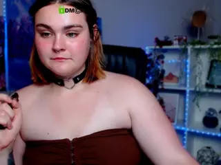 melani-first's Live Sex Cam Show