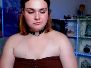 melani-first's Live Sex Cam Show