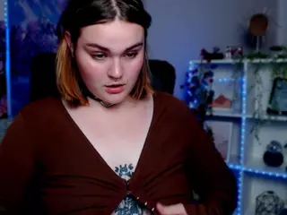 melani-first's Live Sex Cam Show