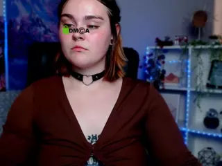 melani-first's Live Sex Cam Show
