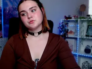 melani-first's Live Sex Cam Show