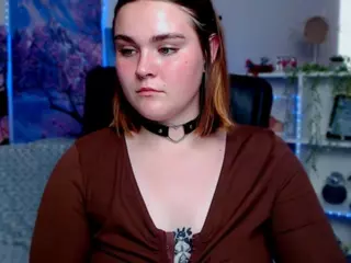 melani-first's Live Sex Cam Show