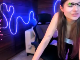 melani-first's Live Sex Cam Show