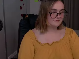 melani-first's Live Sex Cam Show