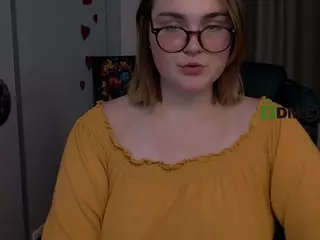 melani-first's Live Sex Cam Show