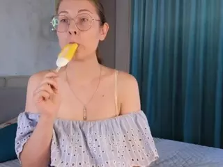 Lottie's Live Sex Cam Show