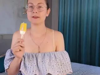 Lottie's Live Sex Cam Show