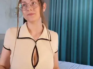 Lottie's Live Sex Cam Show