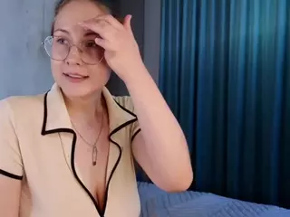 Lottie's Live Sex Cam Show