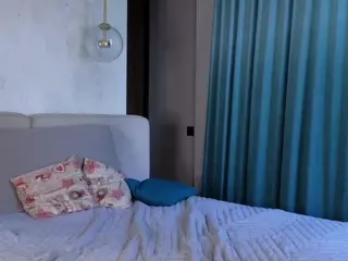 Lottie's Live Sex Cam Show