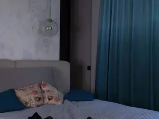 Lottie's Live Sex Cam Show