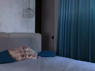 Lottie's Live Sex Cam Show