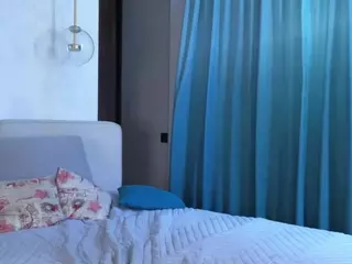 Lottie's Live Sex Cam Show