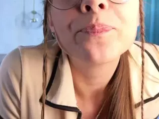 Lottie's Live Sex Cam Show