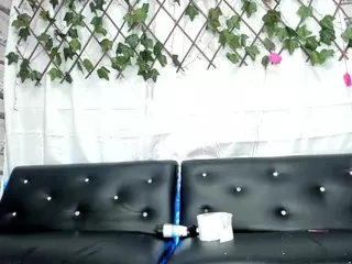 nefertityx's Live Sex Cam Show