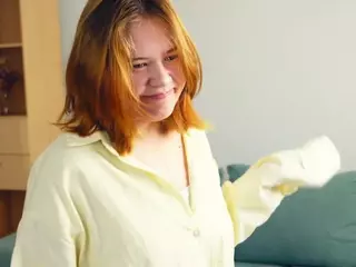 PhilomenaElson's Live Sex Cam Show