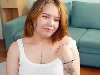 PhilomenaElson's Live Sex Cam Show