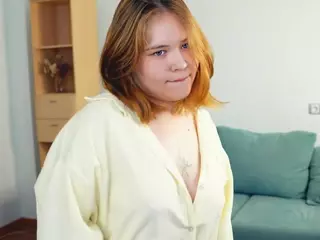PhilomenaElson's Live Sex Cam Show