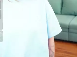 PhilomenaElson's Live Sex Cam Show