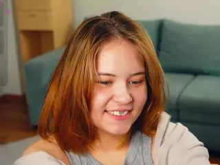 PhilomenaElson's Live Sex Cam Show