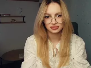 ShelleyFake's Live Sex Cam Show