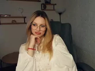 ShelleyFake's Live Sex Cam Show