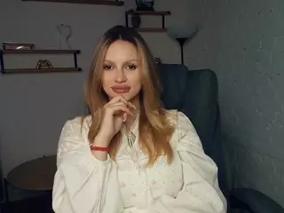 ShelleyFake's Live Sex Cam Show