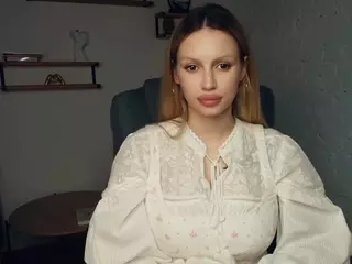 ShelleyFake's Live Sex Cam Show