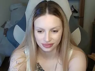 ShelleyFake's Live Sex Cam Show