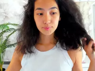 Flirty-Aura's Live Sex Cam Show
