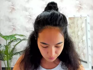 Flirty-Aura's Live Sex Cam Show