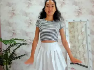 Flirty-Aura's Live Sex Cam Show