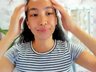 Flirty-Aura's Live Sex Cam Show