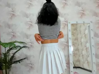 Flirty-Aura's Live Sex Cam Show