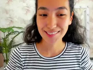 Flirty-Aura's Live Sex Cam Show