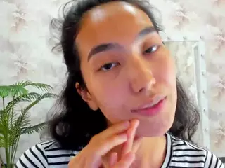 Flirty-Aura's Live Sex Cam Show
