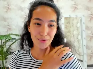Flirty-Aura's Live Sex Cam Show