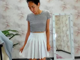 Flirty-Aura's Live Sex Cam Show