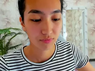 Flirty-Aura's Live Sex Cam Show