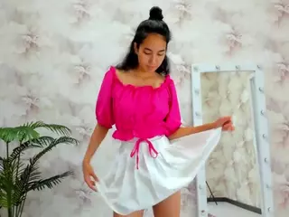 Flirty-Aura's Live Sex Cam Show