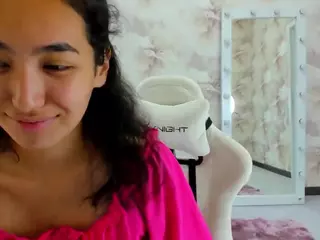 Flirty-Aura's Live Sex Cam Show