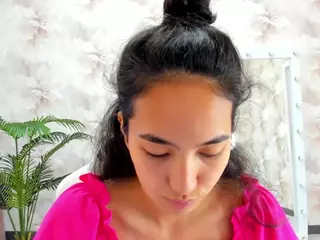 Flirty-Aura's Live Sex Cam Show
