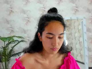 Flirty-Aura's Live Sex Cam Show