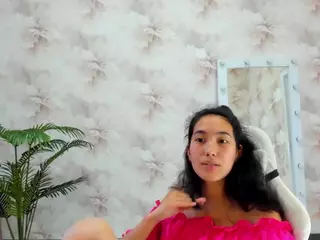 Flirty-Aura's Live Sex Cam Show